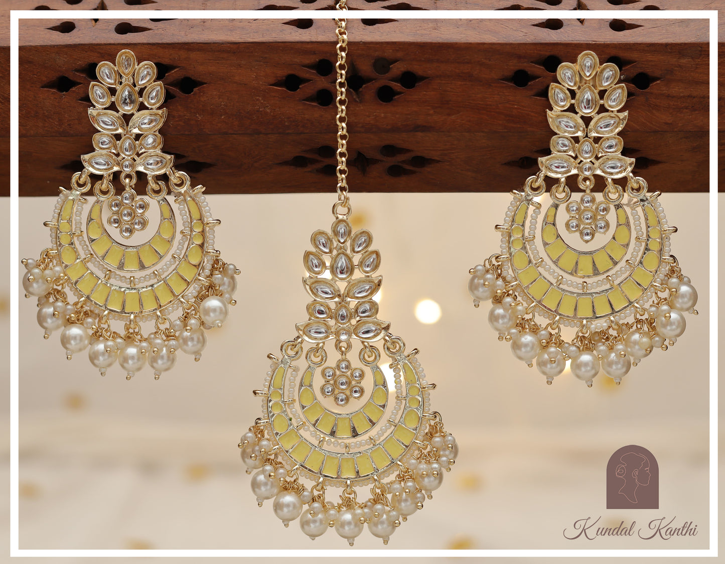 Cluster of Love in Yellow