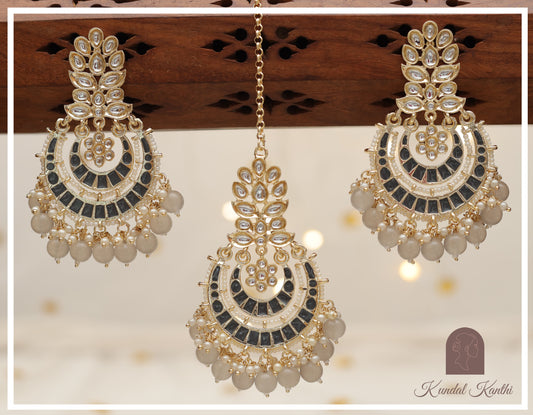 Cluster of Love in Grey