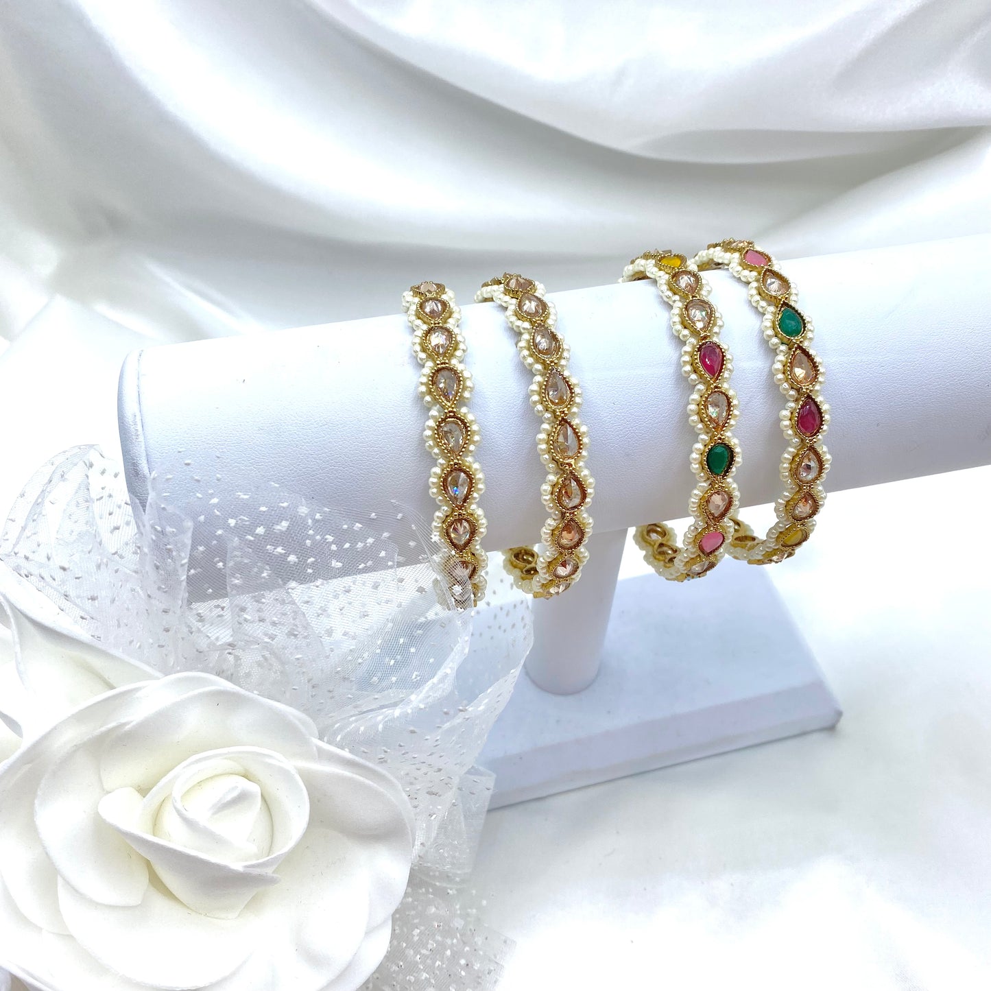 Drops in Gold and Pearls