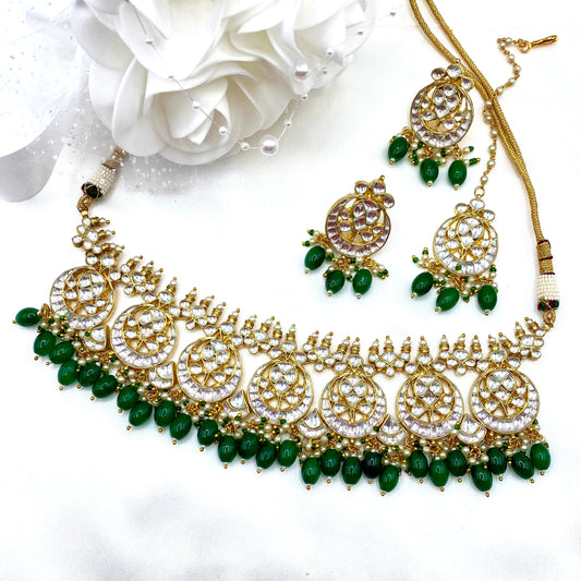 Liyana Choker in Green