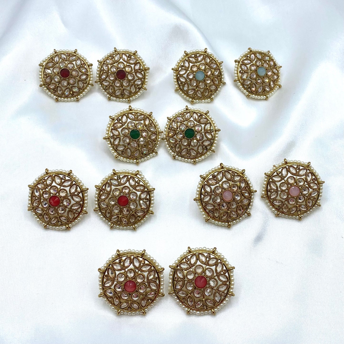 Rounds in Gold