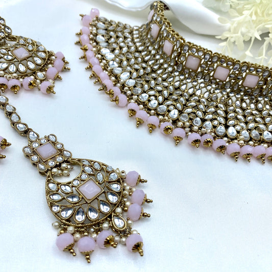 Dreamy in Antique Gold and Pink