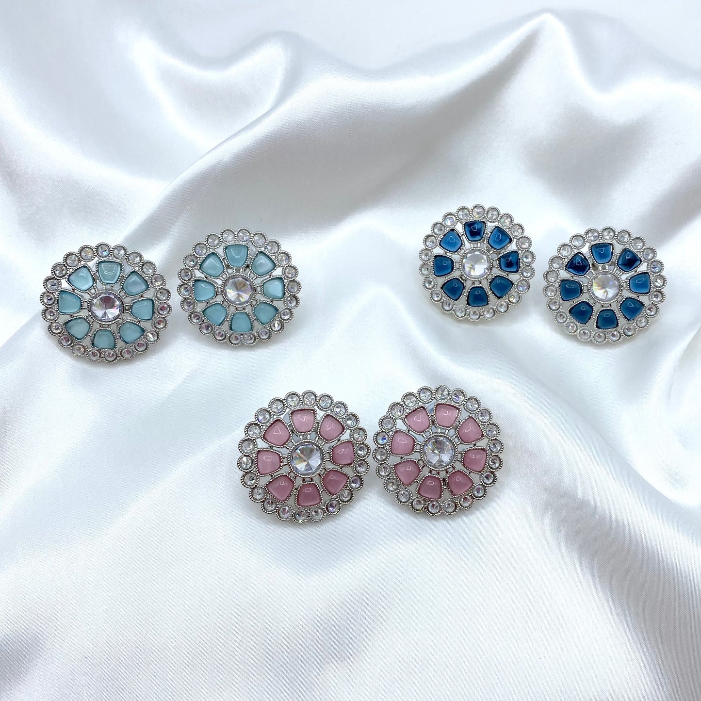 Round in Silver
