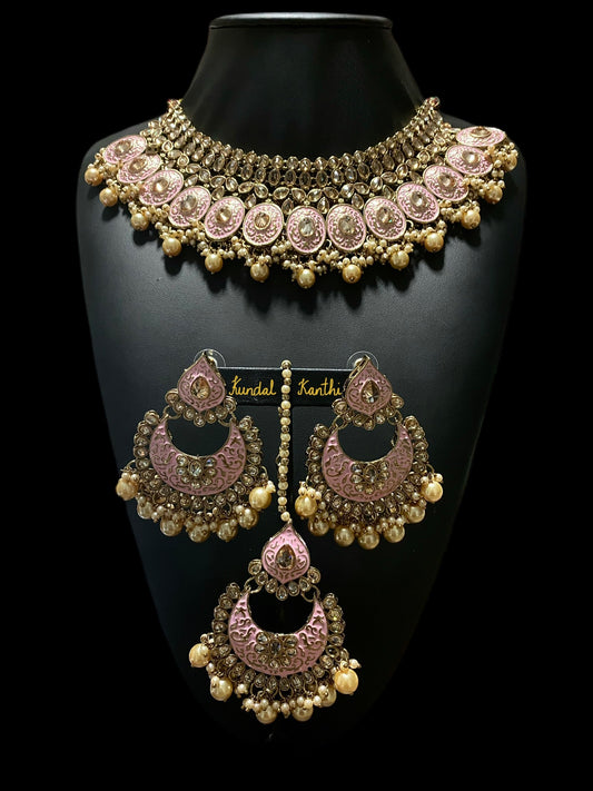 Naina Necklace set