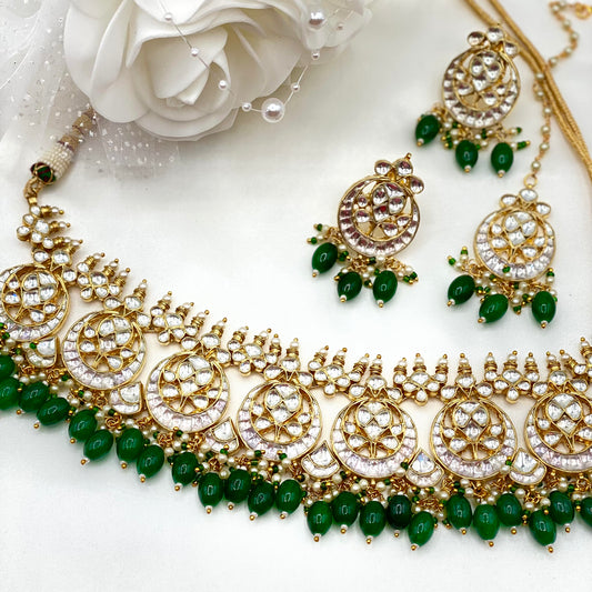 Liyana Choker in Green