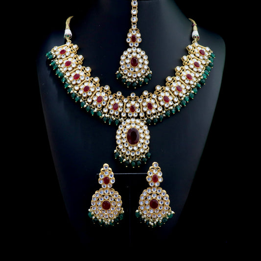 Kyra Necklace Set