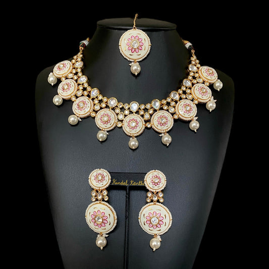 Ava Necklace Set