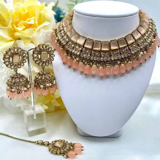 Gleamy in Peach