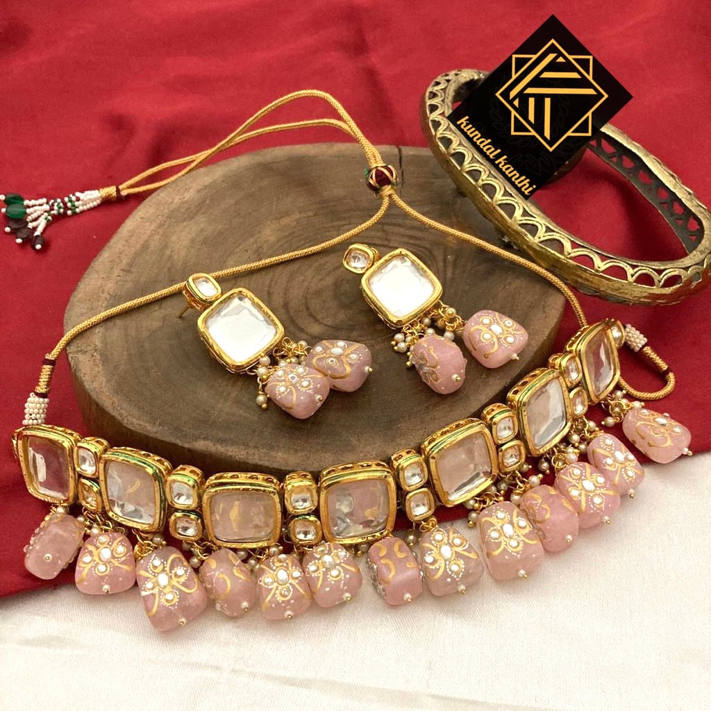 Avani Necklace Set