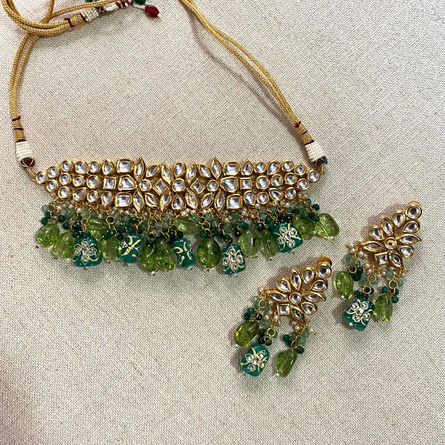 Daya Necklace Set