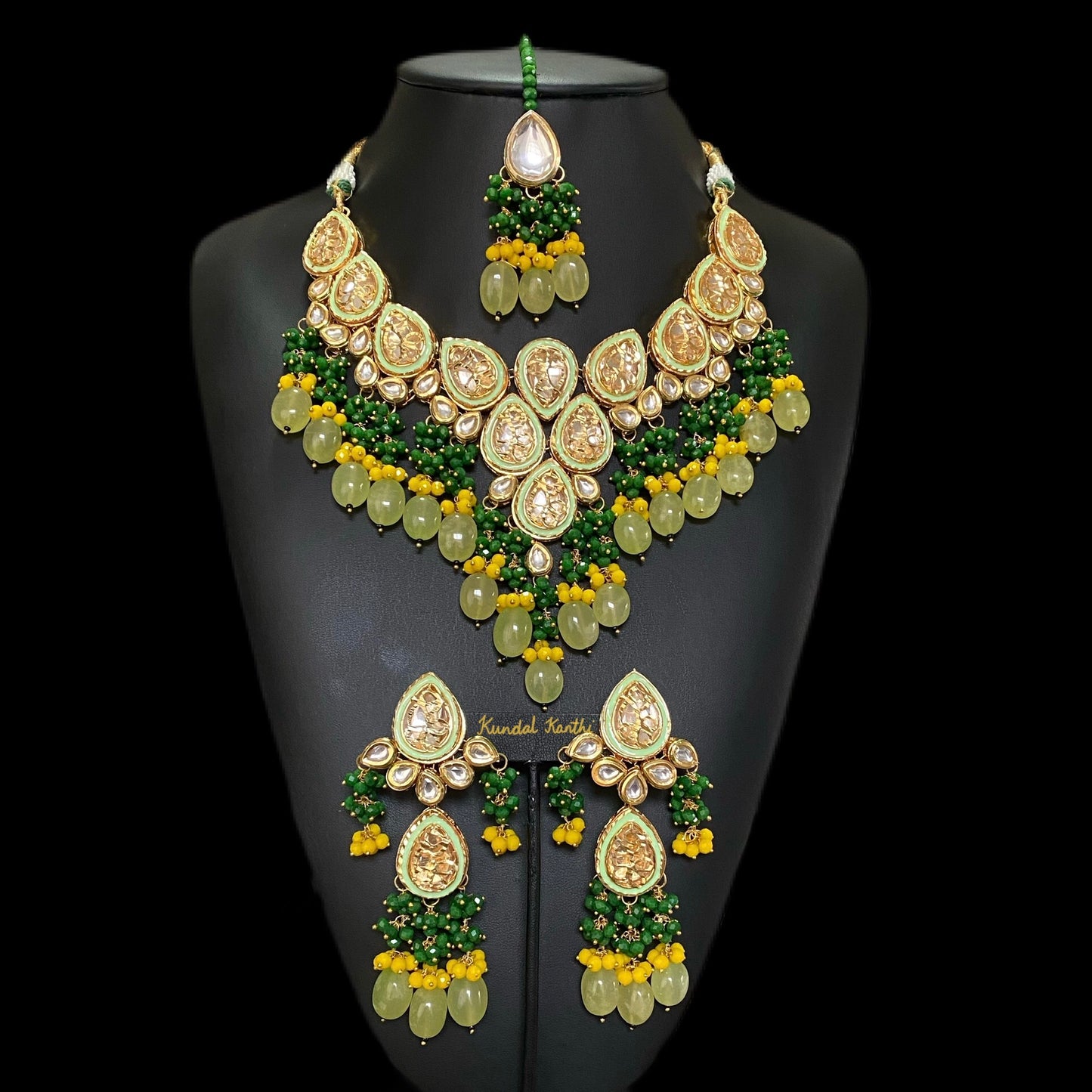 Lamis Necklace Set