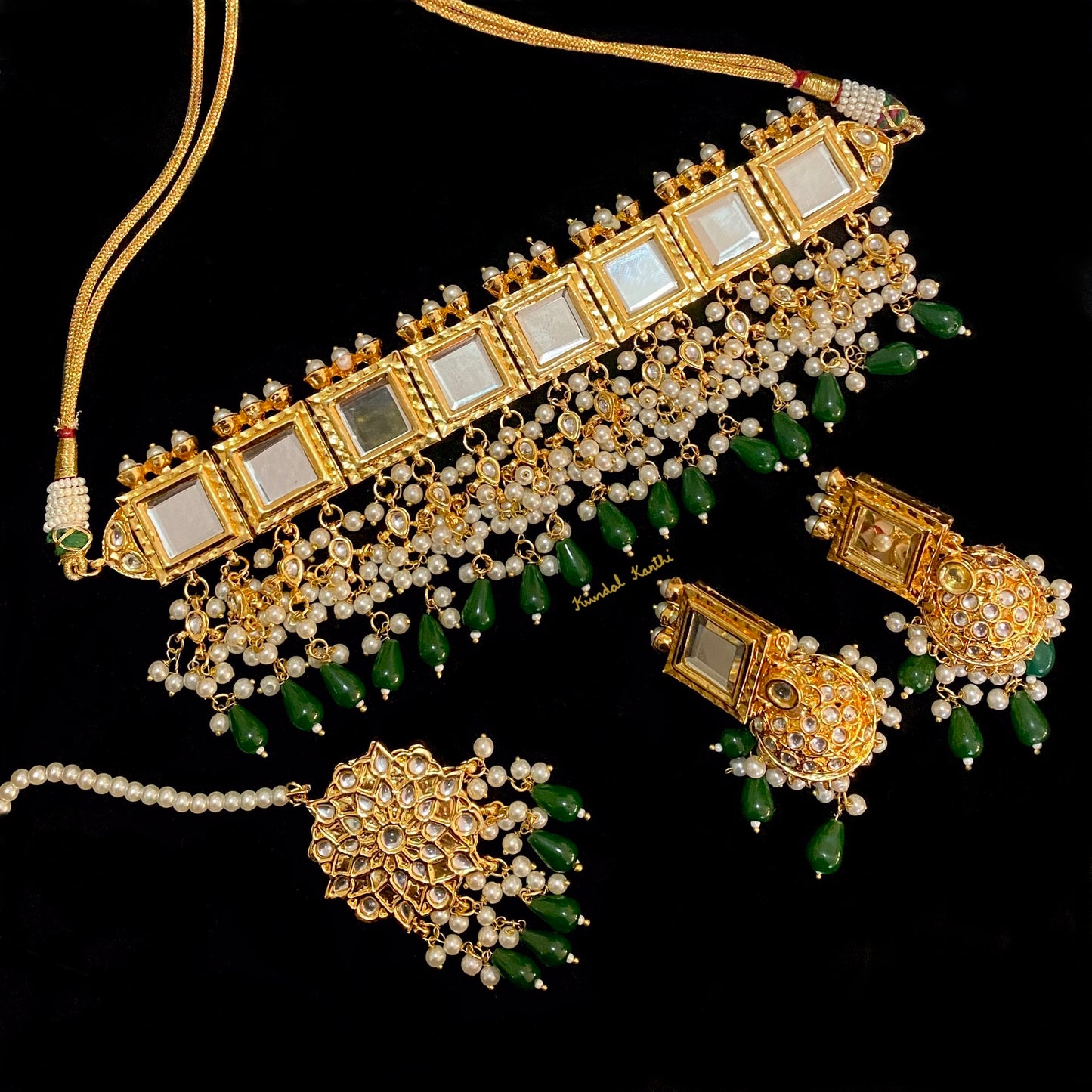 Zaima Choker